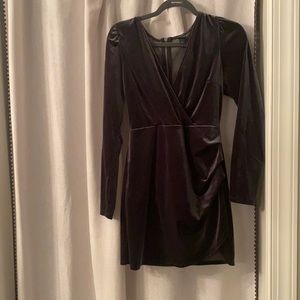 Grey velvet finish long sleeve mini dress